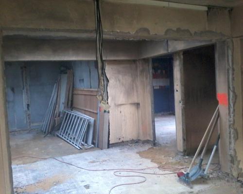 La sacristie vidée de ses cloisons et mobilier.