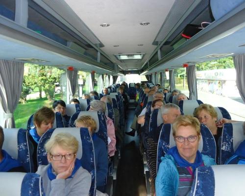 dans le bus
