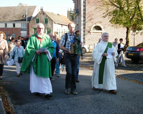 depart procession