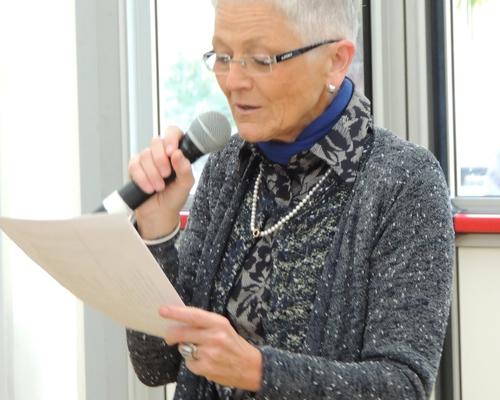 Françoise Moniez remercie les membres de la chorale