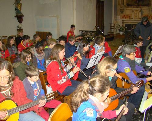 Musiciens et chanteurs scouts