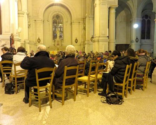 Tous attentifs.