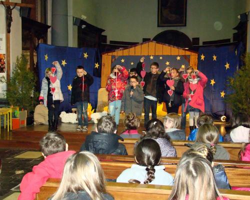 Ecole_ste_famille_noel_2014 3