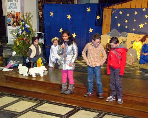 Ecole_ste_famille_noel_2014 19