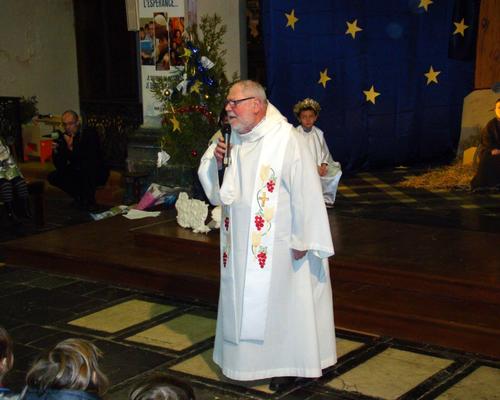 Ecole_ste_famille_noel_2014 23