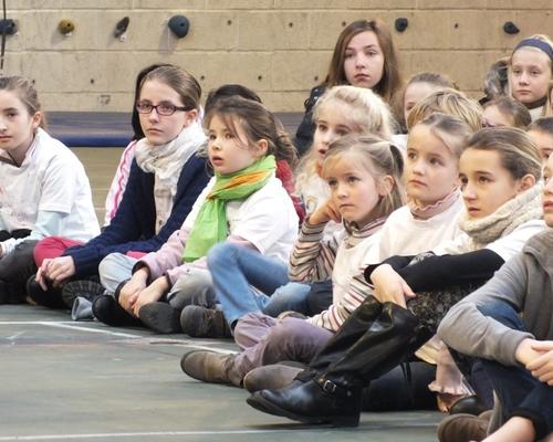 attentifs ...