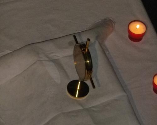 101- Le St Sacrement