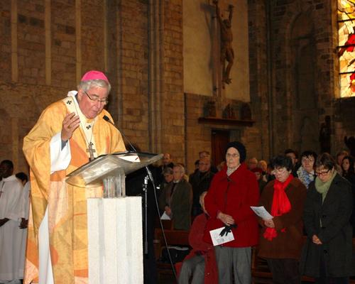1502_Messe avec les consacrés 76