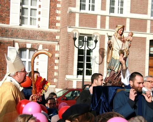 1502_Procession 8