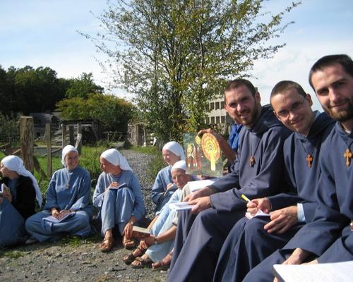 Une petite partie de la fraternite