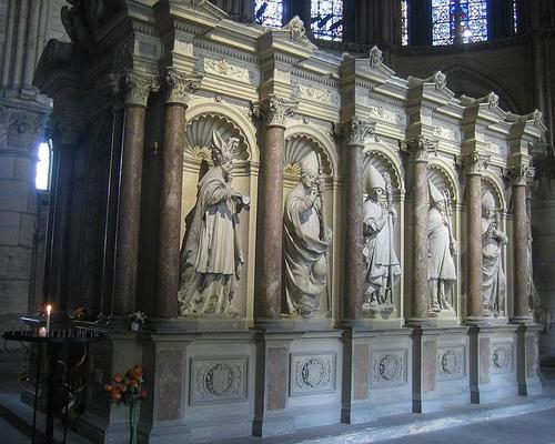 Tombeau_St_Remi