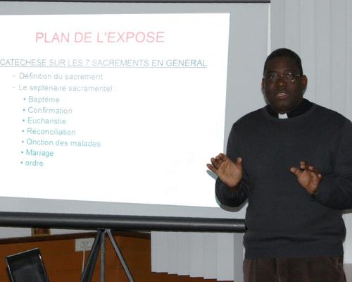 1503_Conf Père Lucien DABIRA 1