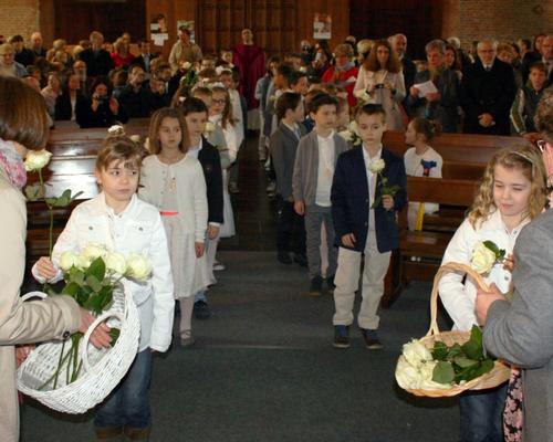 1503_1ères communions (St-Jean) 9
