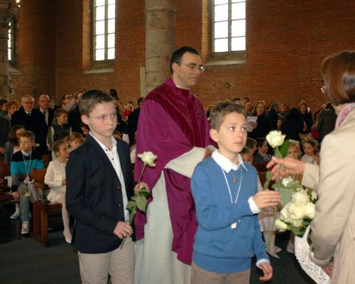 1503_1ères communions (St-Jean) 12