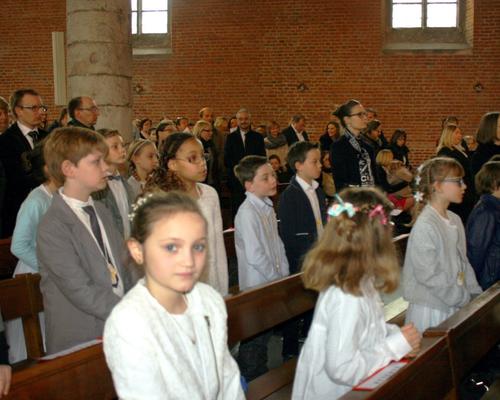 1503_1ères communions (St-Jean) 27