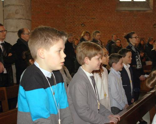 1503_1ères communions (St-Jean) 28
