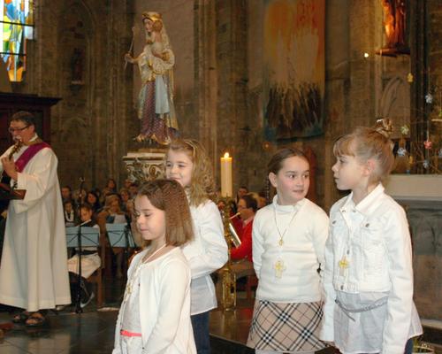 1503_1ères communions (St-Jean) 52