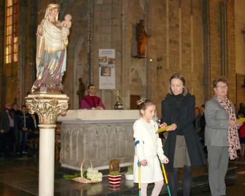 1503_1ères communions (St-Jean) 60