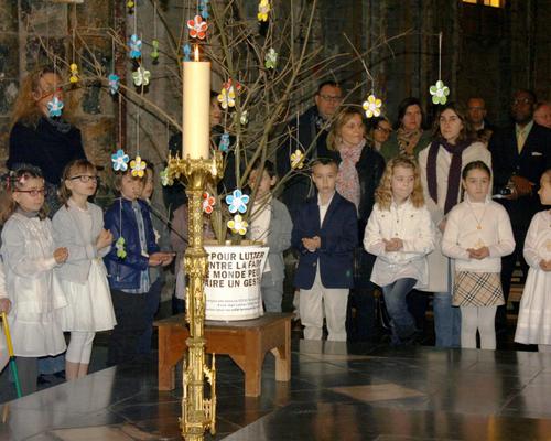 1503_1ères communions (St-Jean) 82