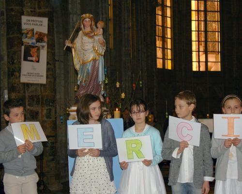 1503_1ères communions (St-Jean) 89
