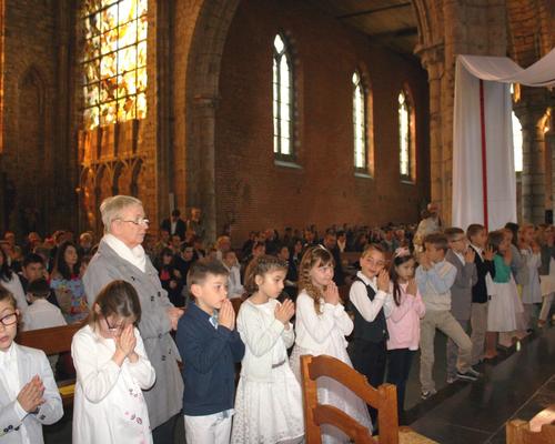 1504_1ères communions (Ecole Ste-Union) 52