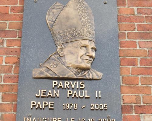 Plaque JP II