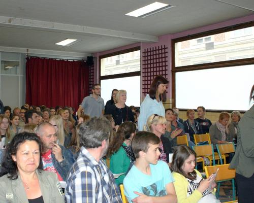 1505_Mgr rencontre les confirmands 13