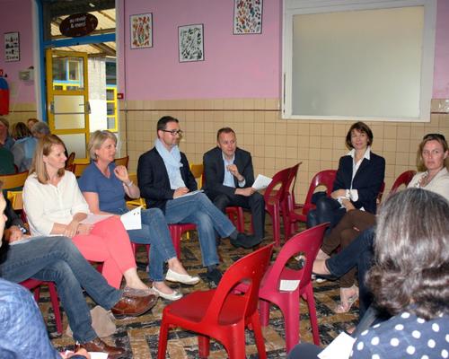 1505_Mgr rencontre les confirmands 26