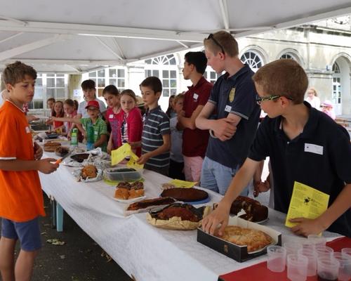 grande variété de participants, grande variété de desserts à partager !