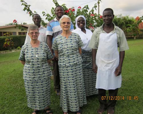 1412_03-les soeurs de Toupah, Lazare, Saydou et Ad