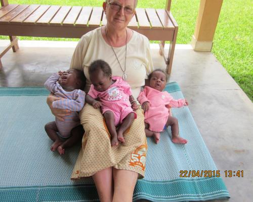 1504_12-Sr Agnes et les triples