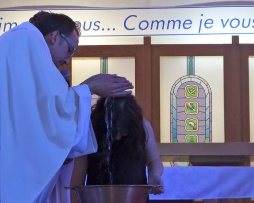 Images - Stald - Bapte#mes des enfants en a#ge sco