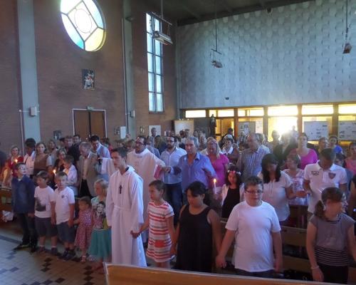 Images - Stald - Bapte#mes des enfants en a#ge sco