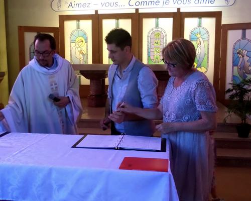 Images - Stald - Bapte#mes des enfants en a#ge sco