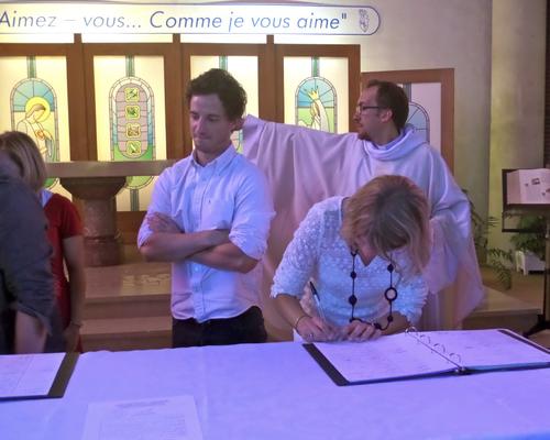 Images - Stald - Bapte#mes des enfants en a#ge sco