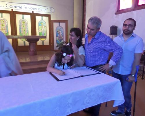 Images - Stald - Bapte#mes des enfants en a#ge sco