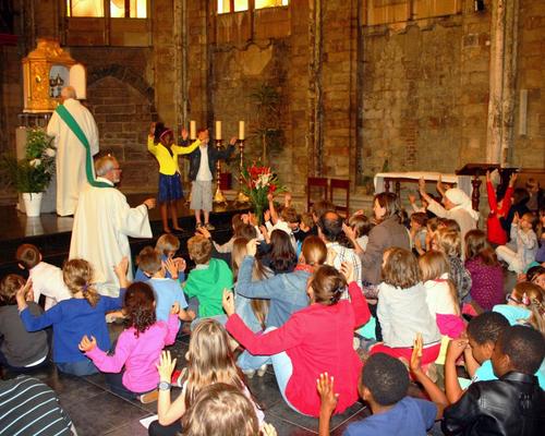 1506_Messe des petits chez les grands 58