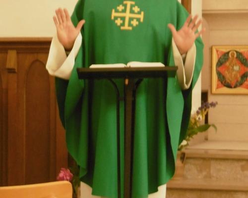 Pendant la messe (1)