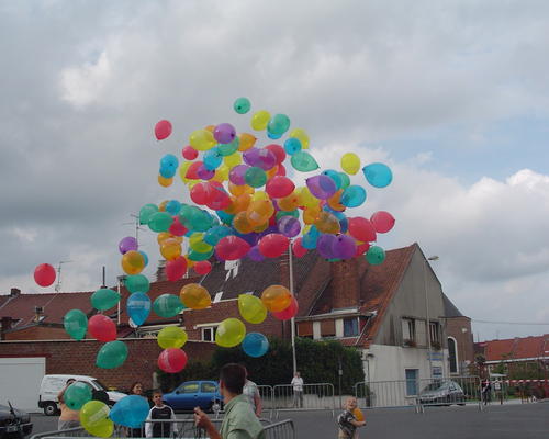 85 - lacher de ballons