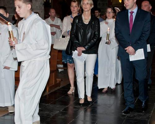 2015_06_06_10127_DSC_1548St-Gery_Communio
