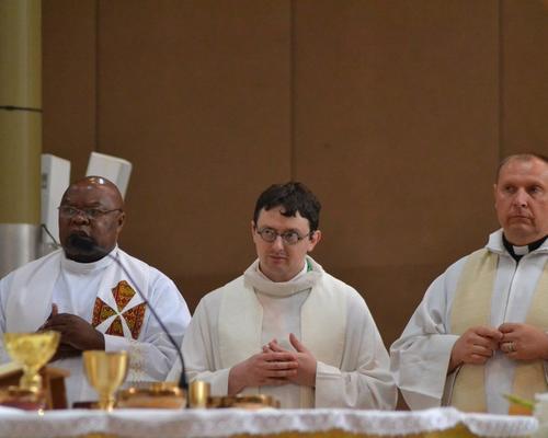 Lourdes2015-messeaccueil 16
