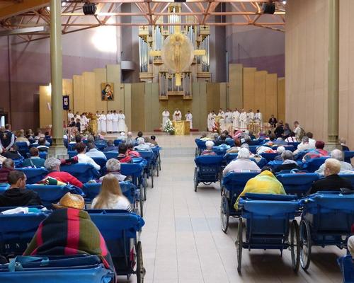 Lourdes2015-messeaccueil 28