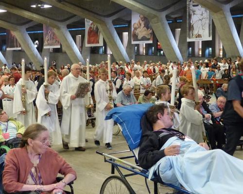 Lourdes2015_sacrement-malades