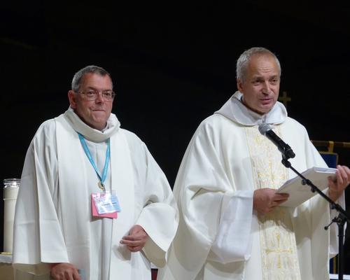 Lourdes2015_sacrement-malades 24