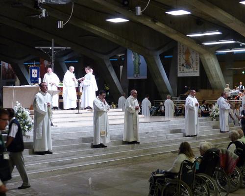 Lourdes2015_sacrement-malades 26