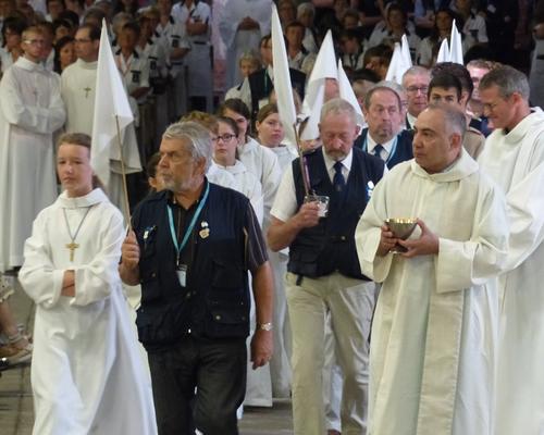 Lourdes2015_sacrement-malades 59