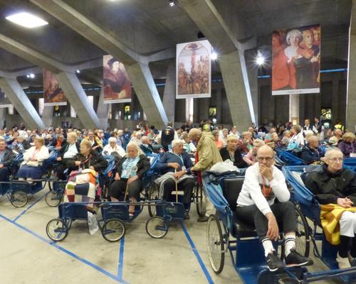 Lourdes2015_messe-internationale 2