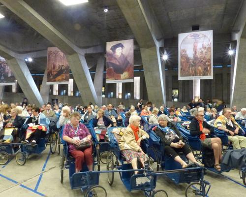 Lourdes2015_messe-internationale 3