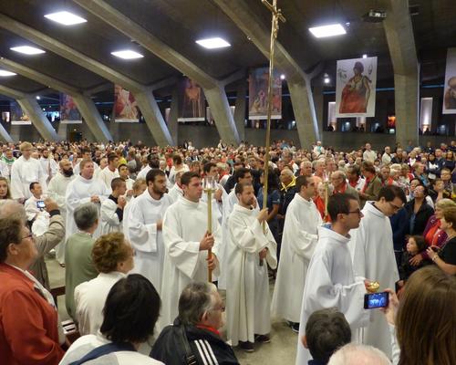 Lourdes2015_messe-internationale 13