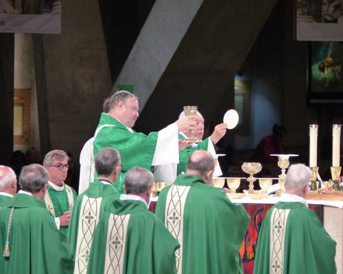 Lourdes2015_messe-internationale 25